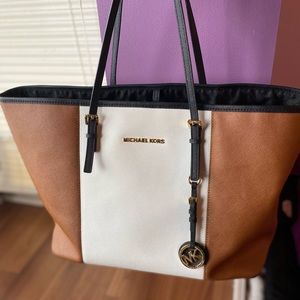 Michael Kors Jet Set large tote